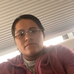 Meet your Posher, Caro